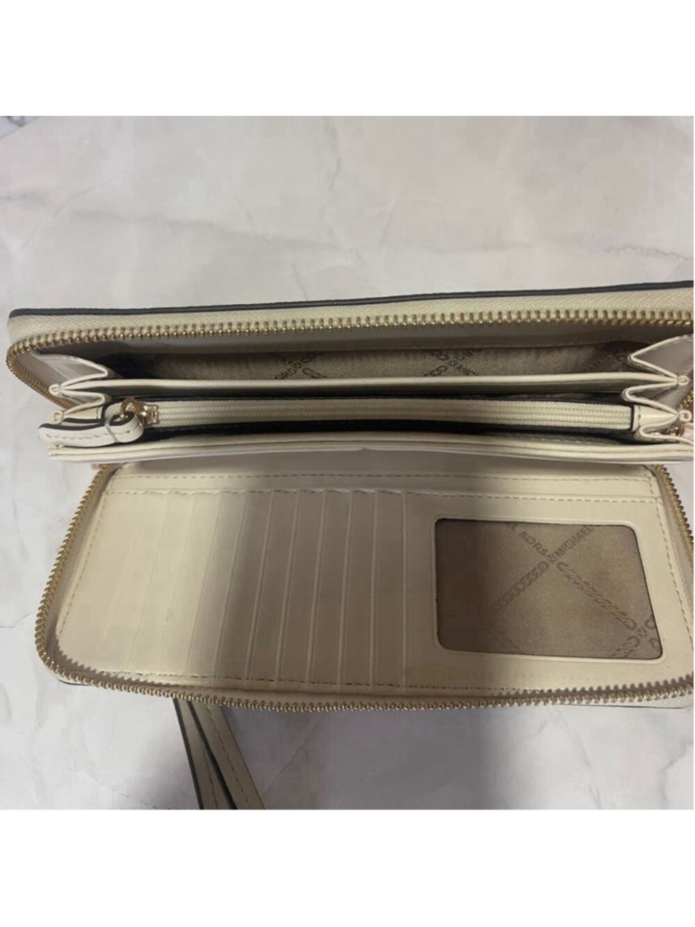Michael Kors Parker Large Continental Zip Around Wallet/Wristlet Light Cream - Picture 6 of 10